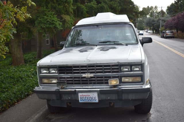 1991 Chevrolet Suburban Starcraft - photo 2