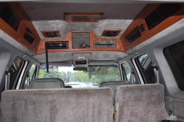 1991 Chevrolet Suburban Starcraft - photo 5