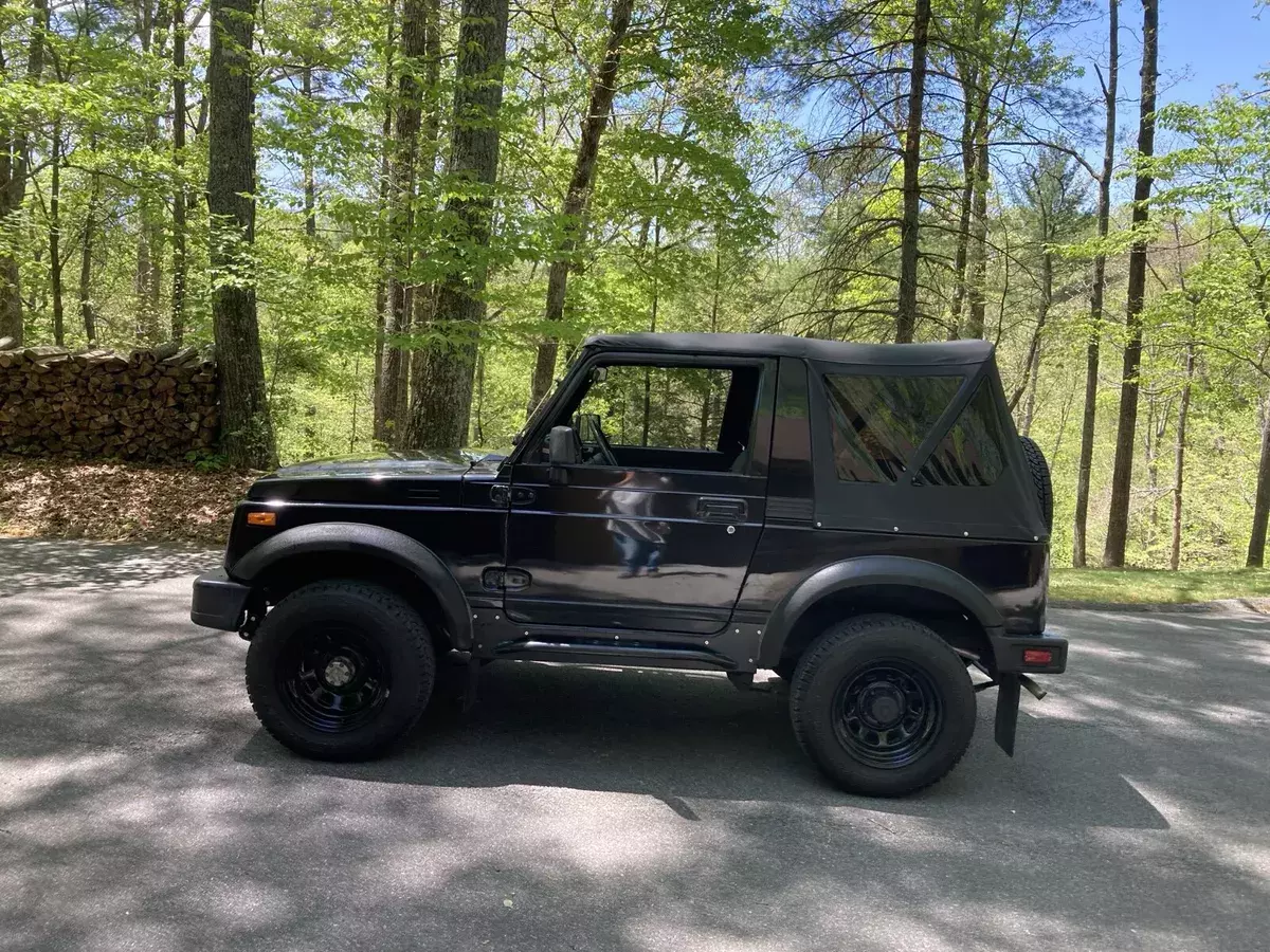 1991 Suzuki Samurai Black JL 1991 Suzuki Samurai JL