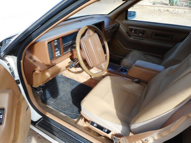 1991 Cadillac Eldorado Touring Edition - photo 2