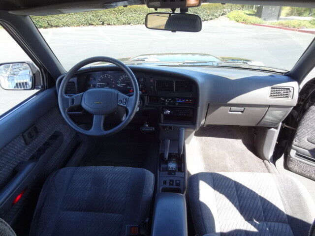 1991 Toyota 4Runner SR5 4x4/4WD SUV Low Miles - photo 2