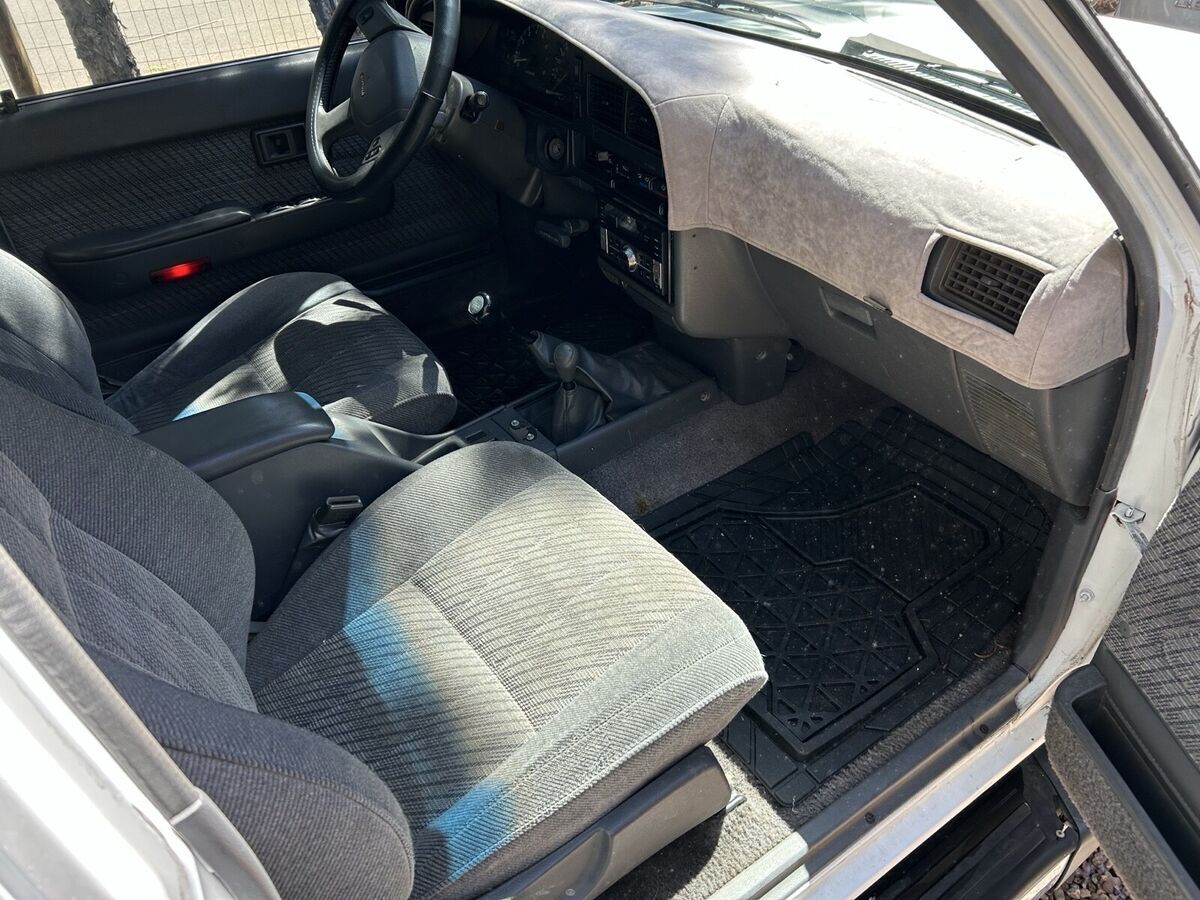 1991 Toyota 4Runner VN39 SR5 - photo 9