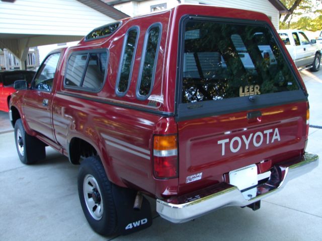 1991 Toyota Pickup DLX 56,000 original miles One Owner Nice!! - photo 3
