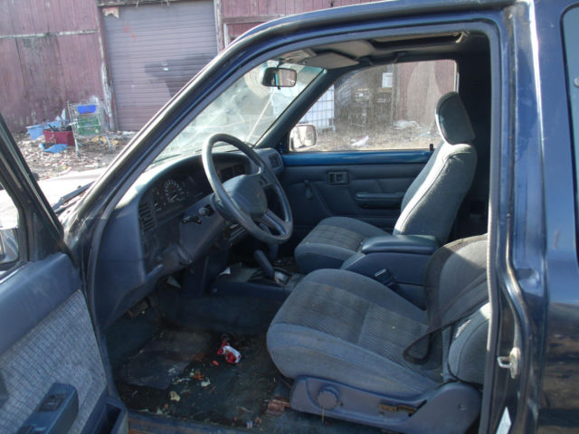 1991 Toyota 4WD Pickups sr5 - photo 11