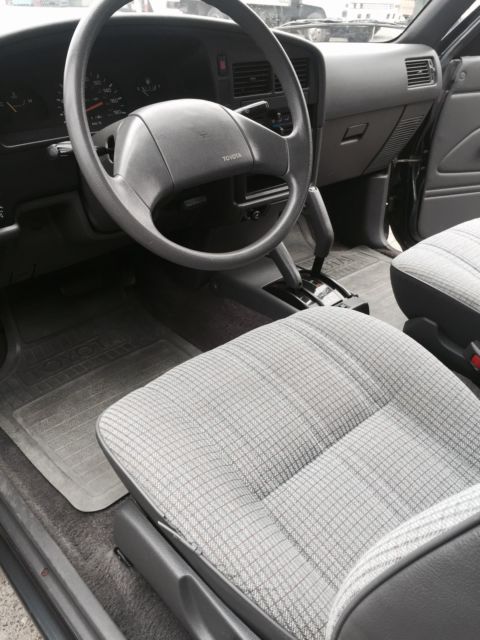 1991 Toyota Tacoma - photo 5