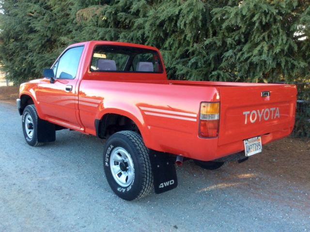 1991 Toyota 4x4 SR5 HiLux Pickup Truck Pre Tacoma 22RE 5 Speed Transmission 1991 Toyota Pickup SR5
