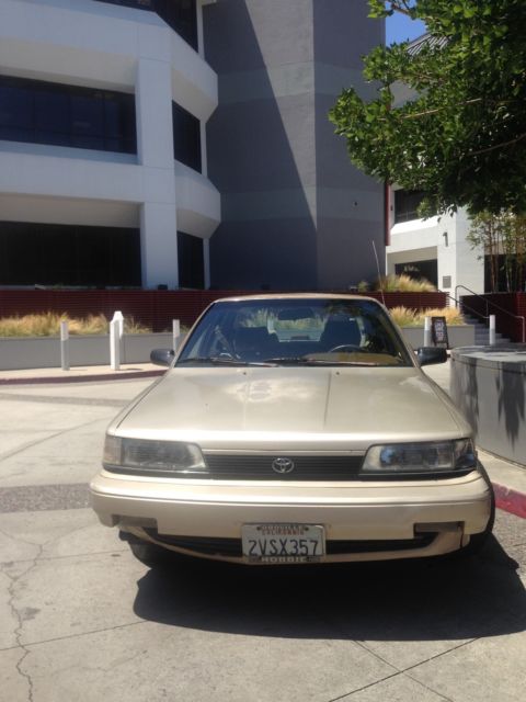 1991 Toyota Camry - photo 2