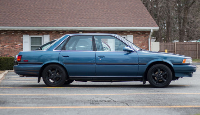 1991 Toyota Camry - photo 3