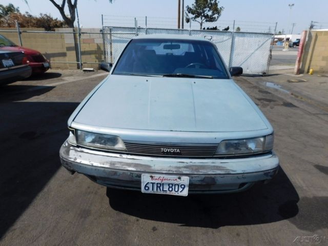 1991 Toyota Camry Deluxe - photo 2