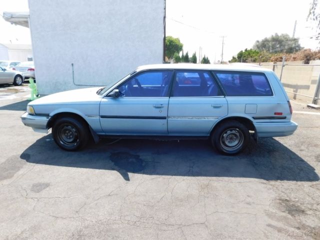 1991 Toyota Camry Deluxe - photo 3