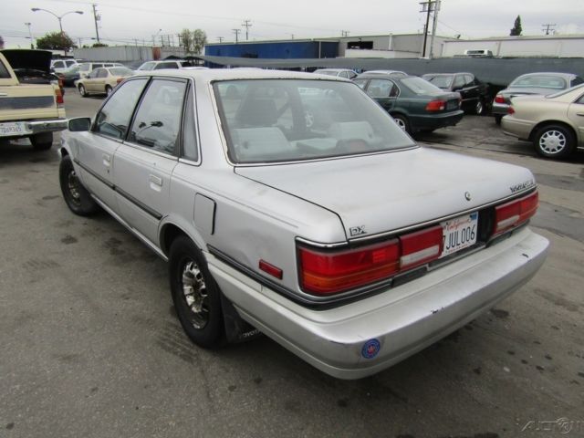 1991 Toyota Camry Deluxe - photo 3