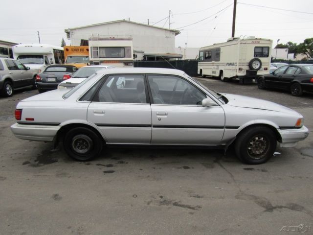 1991 Toyota Camry Deluxe - photo 5