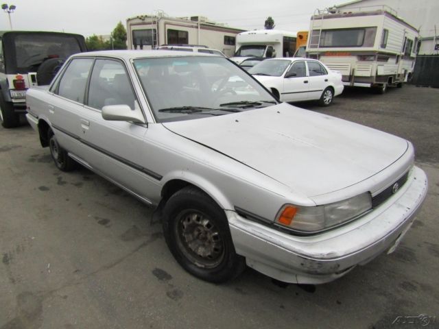 1991 Toyota Camry Deluxe - photo 6