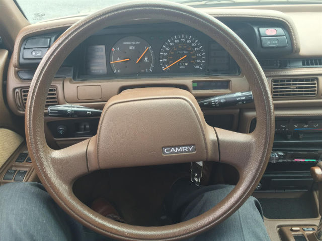 1991 Toyota Camry DLX - photo 12