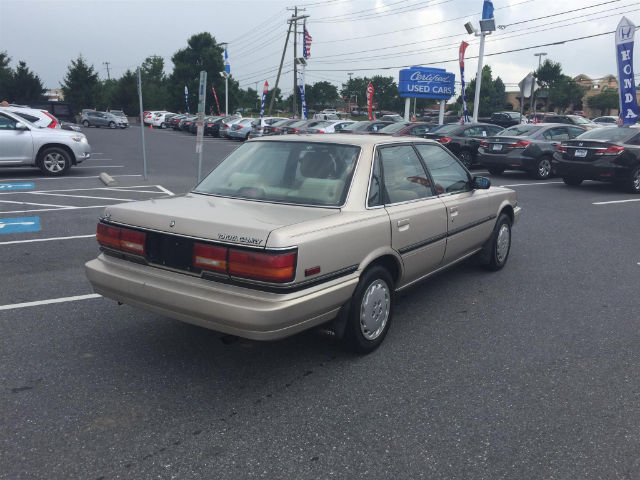 1991 Toyota Camry DLX - photo 5