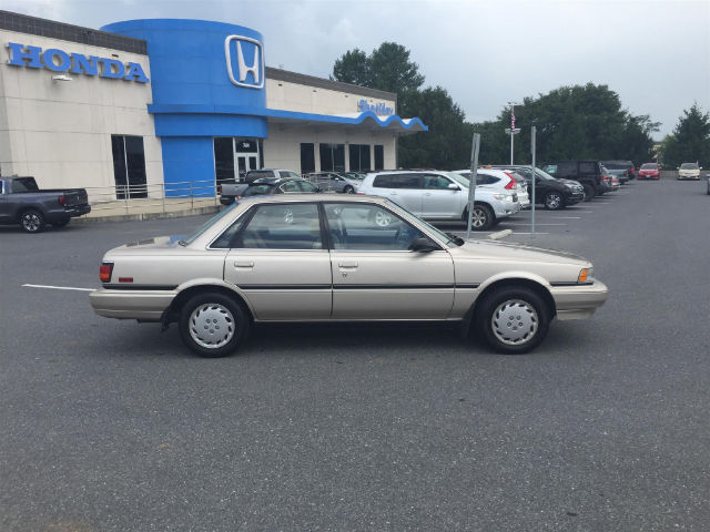 1991 Toyota Camry DLX - photo 6
