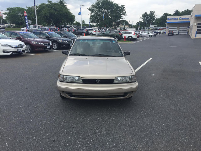 1991 Toyota Camry DLX - photo 8