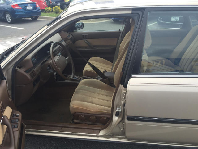 1991 Toyota Camry DLX - photo 9