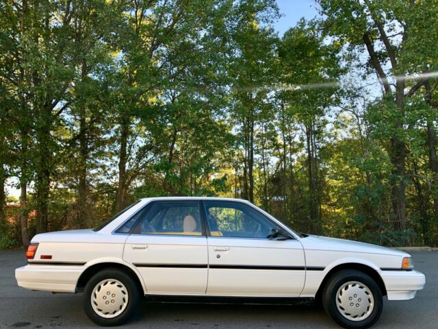 1991 Toyota Camry - photo 2