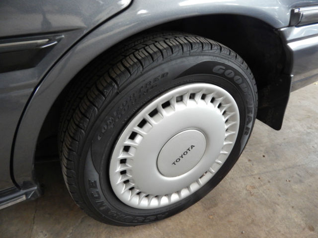 1991 Toyota Camry - photo 10
