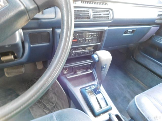 1991 Toyota Camry LE V6 - photo 11