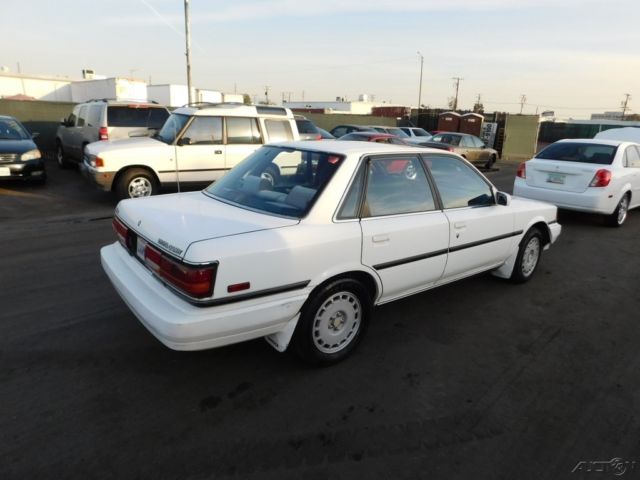 1991 Toyota Camry LE V6 - photo 4