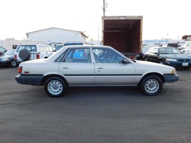 1991 Toyota Camry - photo 5