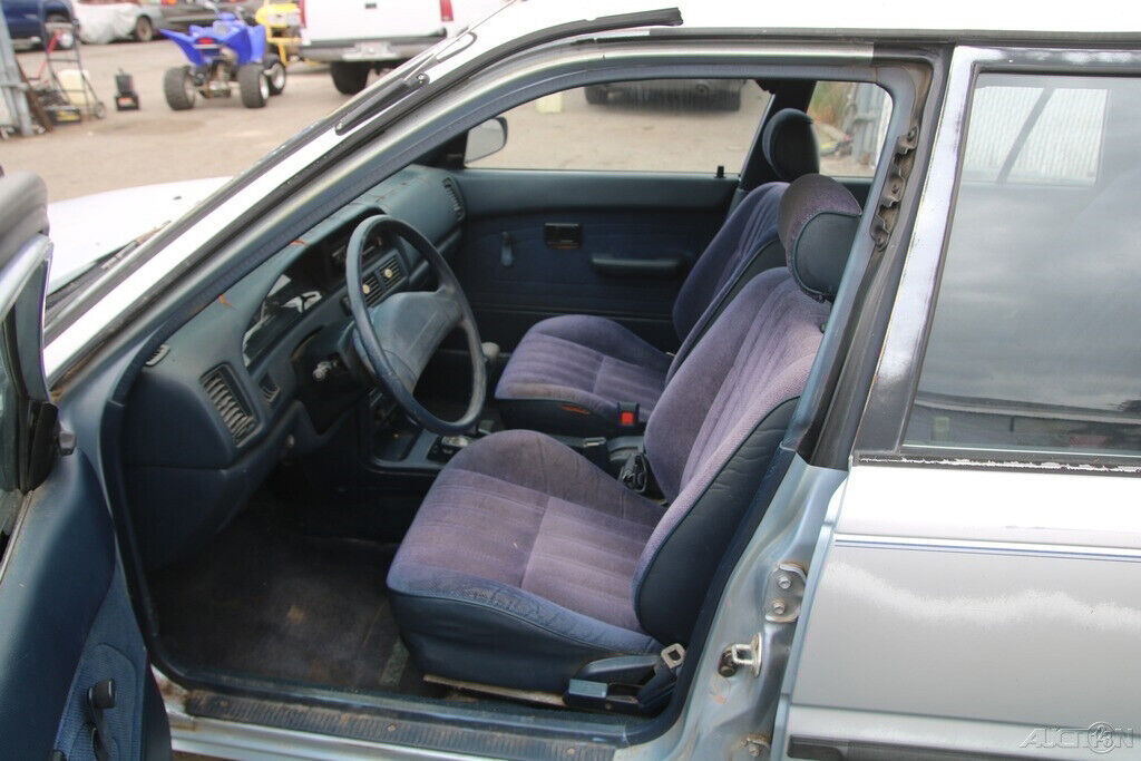 1991 Toyota Corolla Deluxe - photo 13