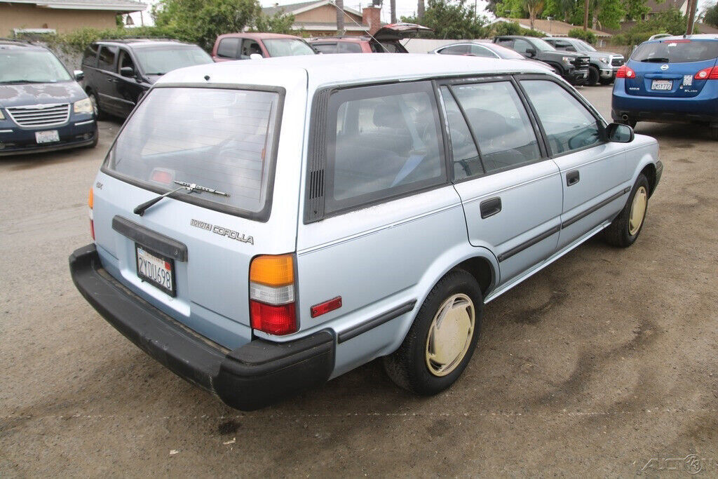 1991 Toyota Corolla Deluxe - photo 7
