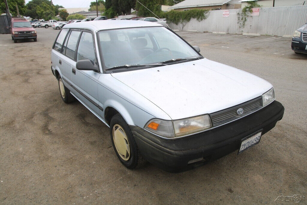 1991 Toyota Corolla Deluxe - photo 9
