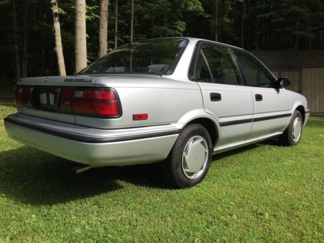 1991 Toyota Corolla DX - photo 4