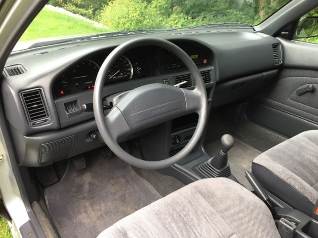 1991 Toyota Corolla DX - photo 7
