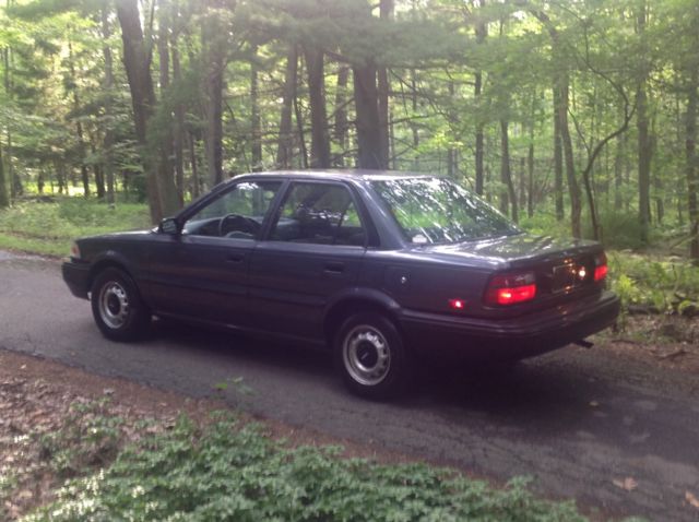 1991 Toyota Corolla Sedan - photo 4