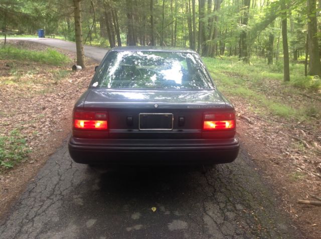1991 Toyota Corolla Sedan - photo 5