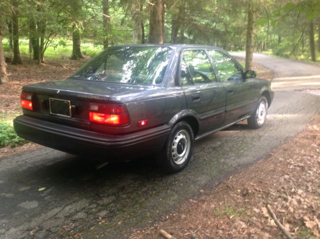 1991 Toyota Corolla Sedan - photo 6