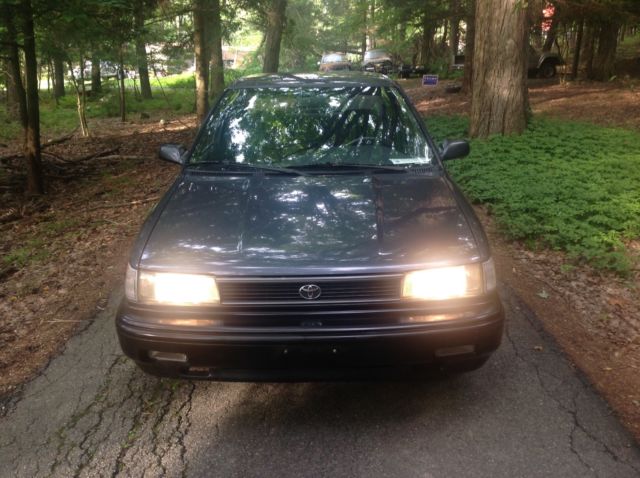 1991 Toyota Corolla Sedan - photo 9