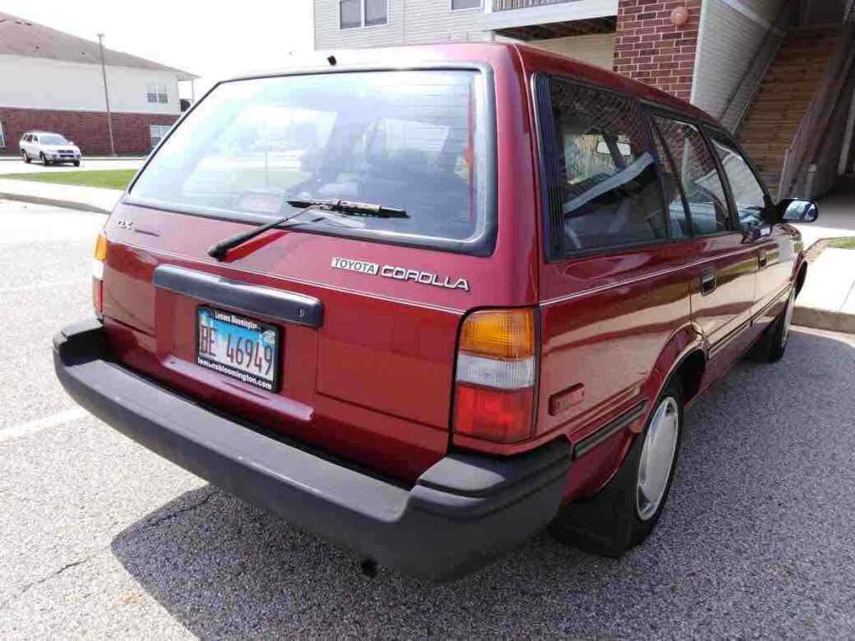 1991 Toyota Corolla DLX - photo 4