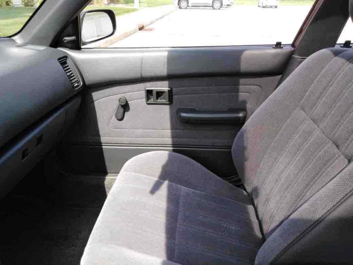 1991 Toyota Corolla DLX - photo 9