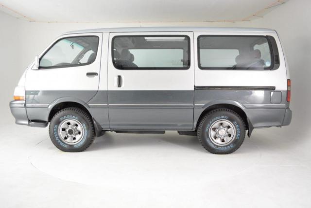 1991 Toyota Hiace 4WD Diesel Syncro Quigley Vanagon - photo 2