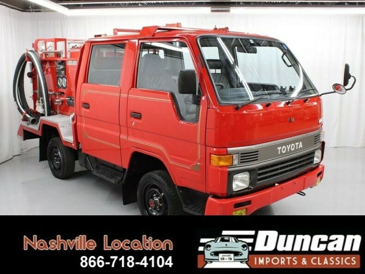 1991 Toyota HiAce Firetruck