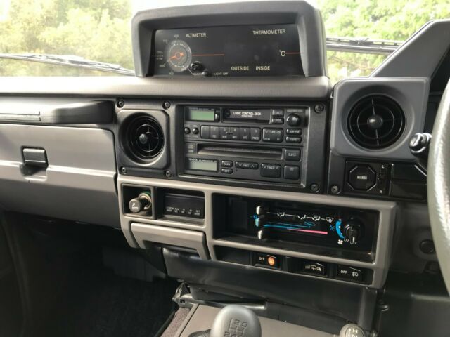 1991 Toyota Land Cruiser EX - photo 6