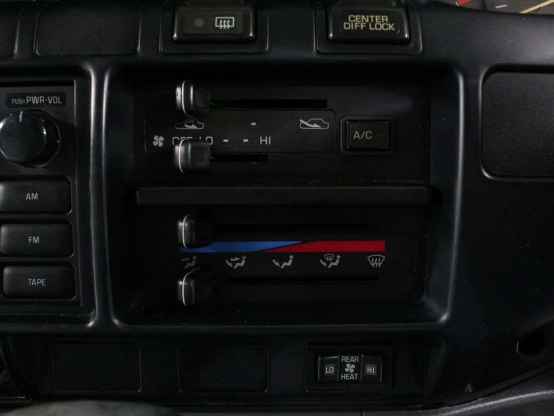 1991 Toyota Land Cruiser GXL - photo 13