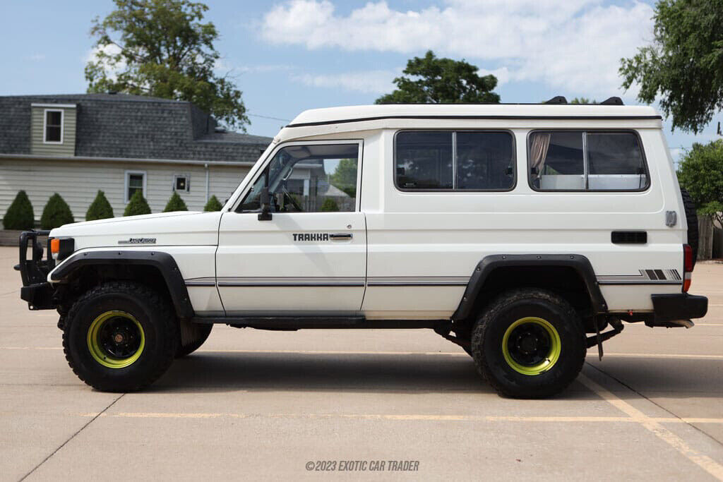 1991 Toyota Land Cruiser HZ75 Trakka Camper - photo 3