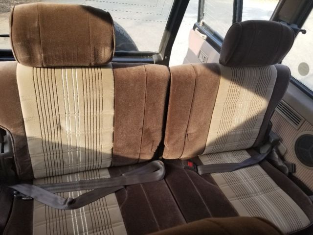 1991 Toyota Land Cruiser 5spd Diesel LJ78G-MET - photo 9