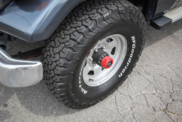 1900 Toyota Land Cruiser PZJ77 3.5L 5-Speed - photo 11
