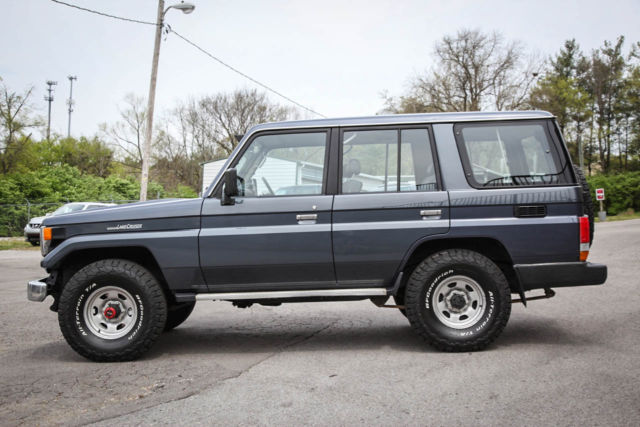 1900 Toyota Land Cruiser PZJ77 3.5L 5-Speed - photo 6