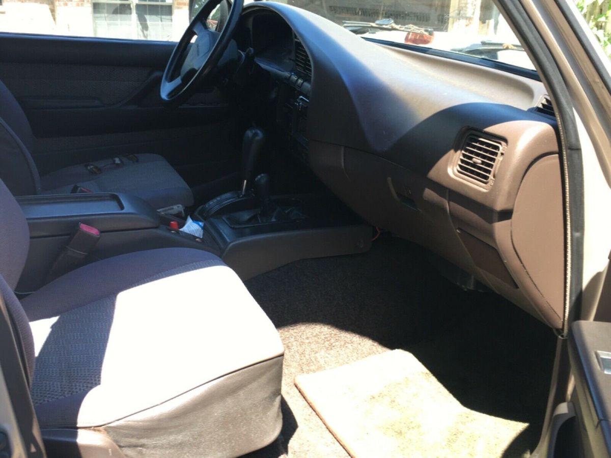 1991 Toyota Land Cruiser FJ80 - photo 12