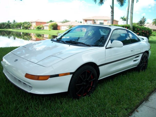 1991 Toyota MR2 MID ENGINE RWD COUPE - photo 2