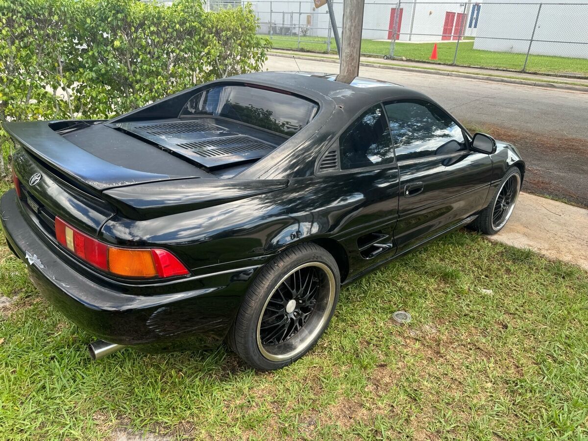 1991 Toyota MR2 - photo 2
