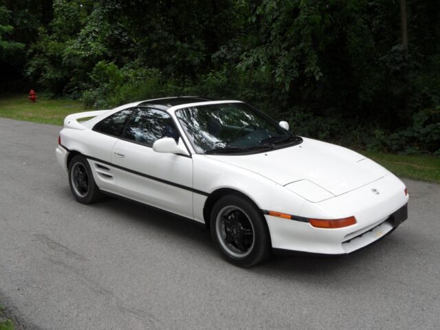1991 Toyota MR2 - photo 2